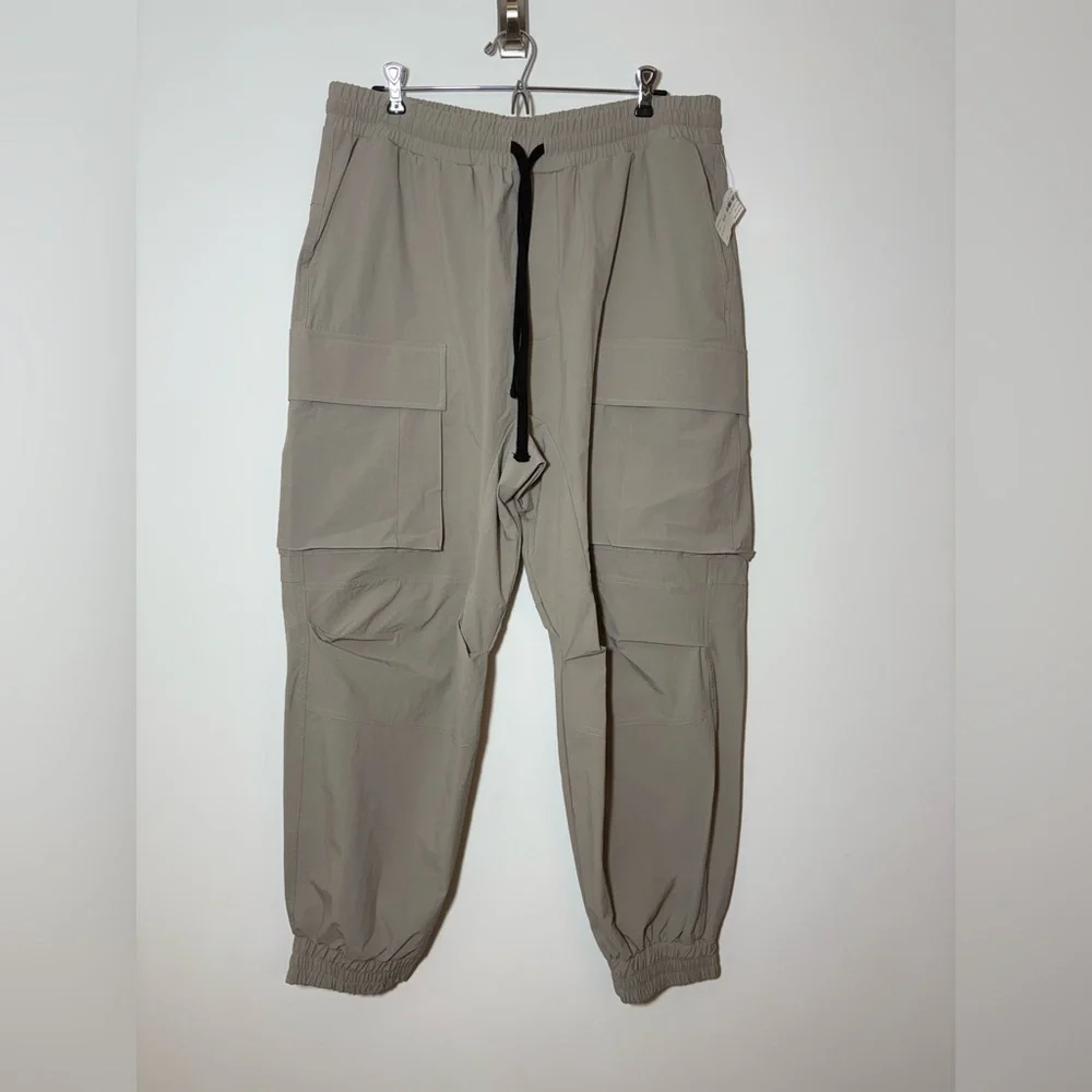 NWT Mens THOM KROM M ST 541 Cargo Pants Moonbeam Neutrals Size XL